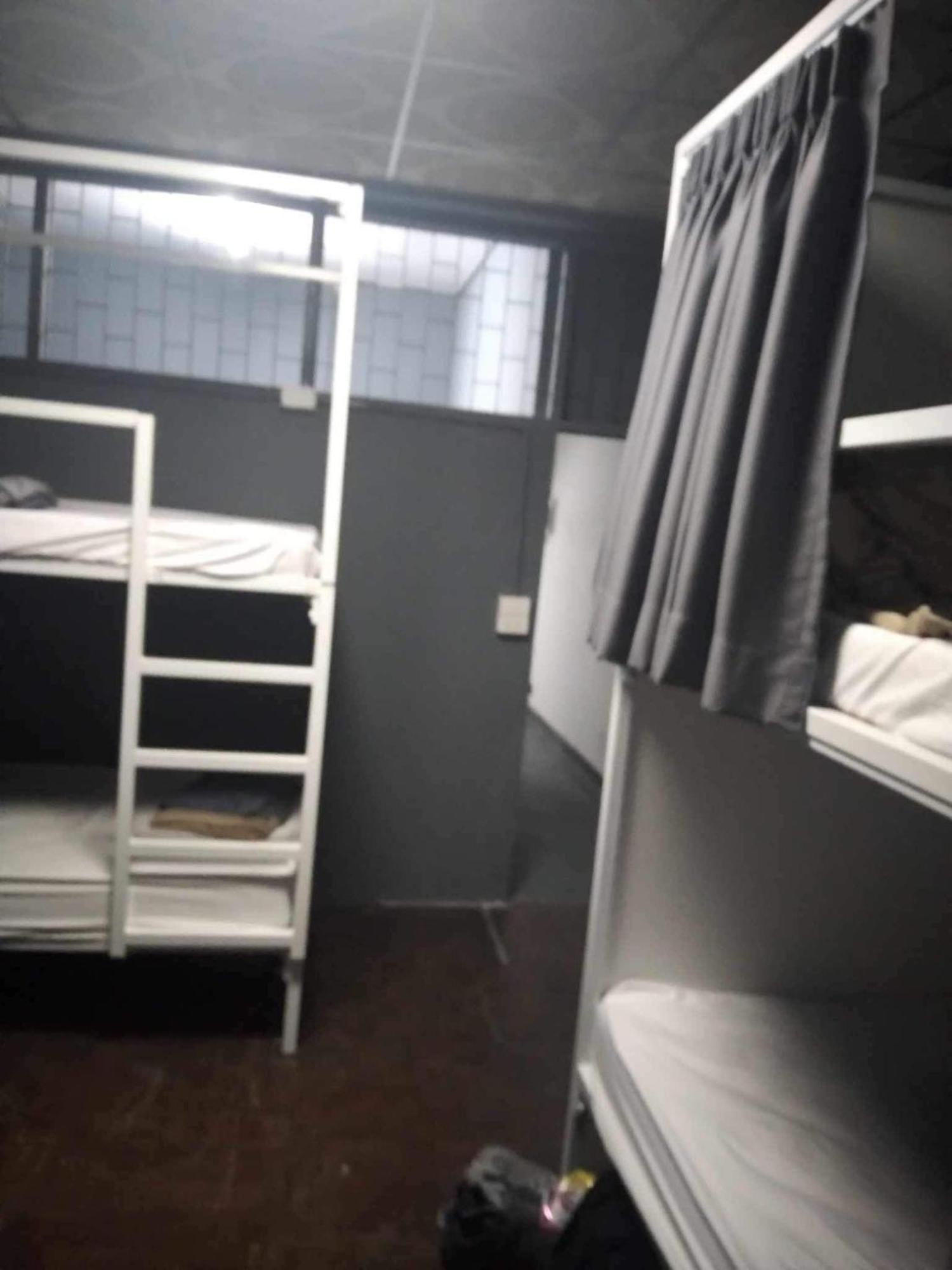W District Hostel Bangkok Exterior photo